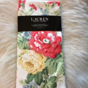 Ralph Lauren Set of 2 Elegant Kitchen Towels